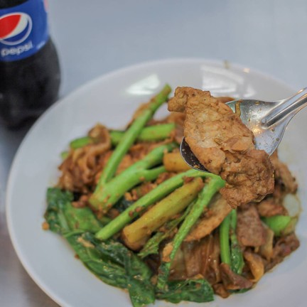 มะยอดผัก ราดหน้า ราชวัตร