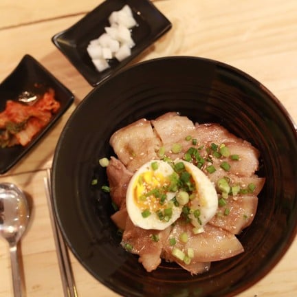 WooJoo Chicken 우주치킨