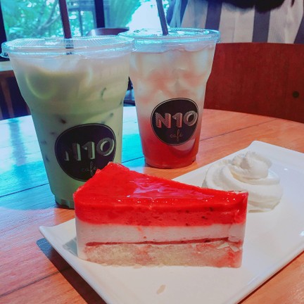 N10 Cafe โรงแรมบ้านวังหลัง ริเวอร์ไซด์