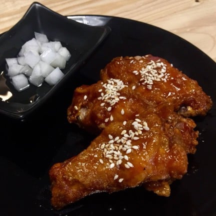 WooJoo Chicken 우주치킨