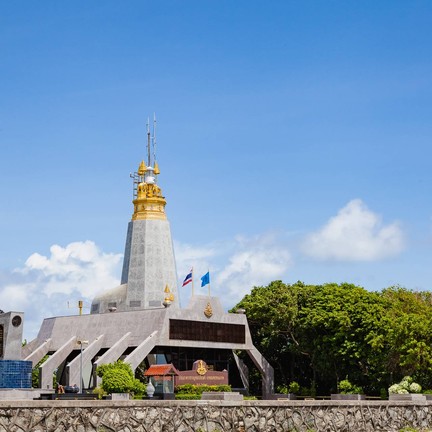 แหลมพรหมเทพ