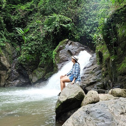 น้ำตกช่องลม