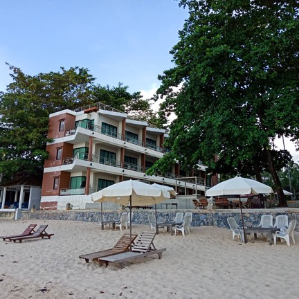 หาดหินงาม