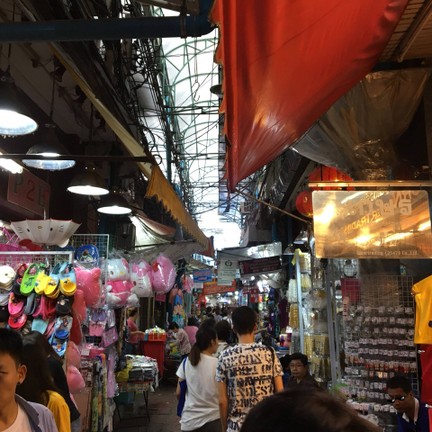 ตลาดสำเพ็ง