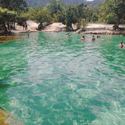 สระมรกต กระบี่