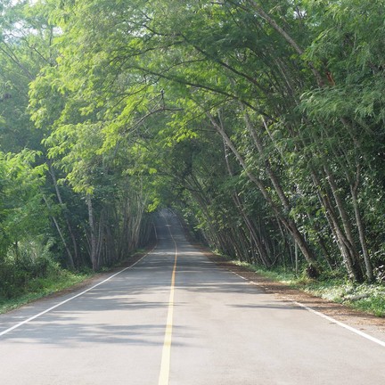 บ้านกร่างแคมป์