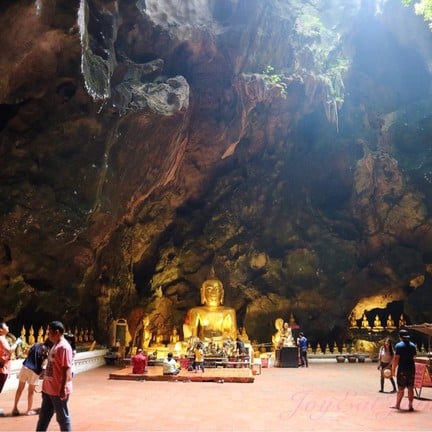 วัดถ้ำเขาหลวง