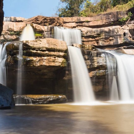 น้ำตกแก่งโสภา