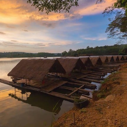 ล่องแพแก่งไฮ