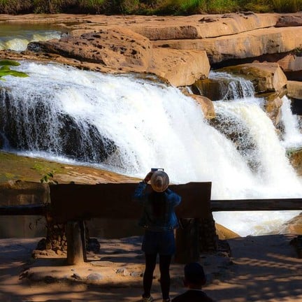 น้ำตกแก่งโสภา