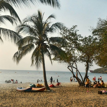 หาดทรายแก้ว อ.สัตหีบ จ.ชลบุรี