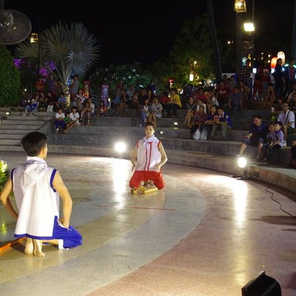 ตลาดต้นตาล