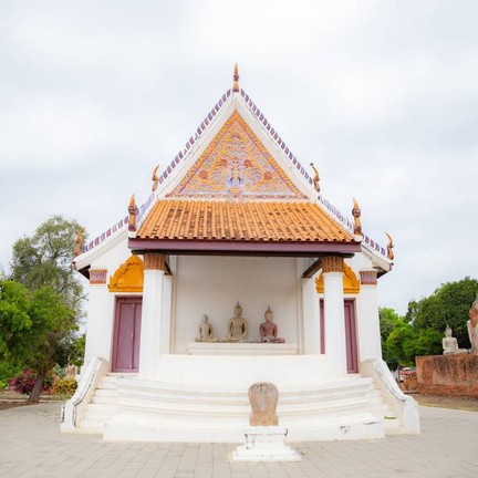 วัดมหาธาตุ ชัยนาท