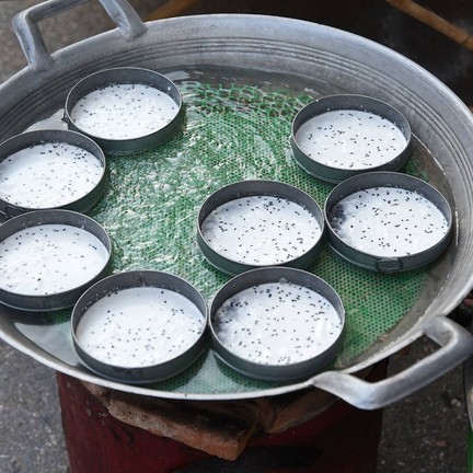 ตลาดโรงพักเก่าสรรพยา (ตลาดกรีนดี)