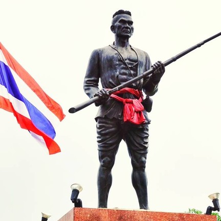 อนุสาวรีย์ขุนสรรค์