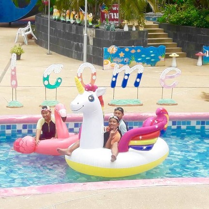 สวนน้ำอวกาศ ในสวนนกชัยนาท