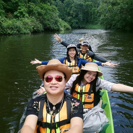 เดินทางด้วยเรือพาย 