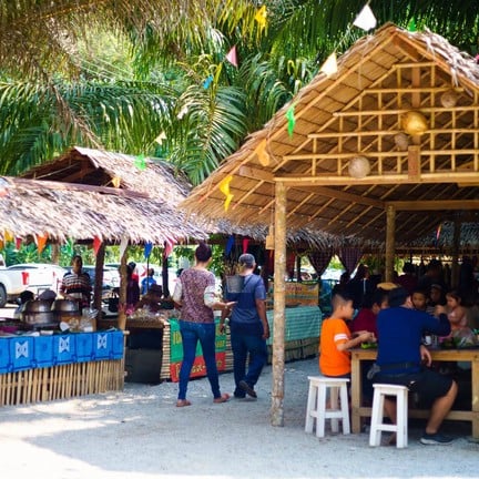 หลาดลองแล @บางนุ