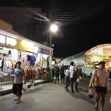 กาดหน้ามอ