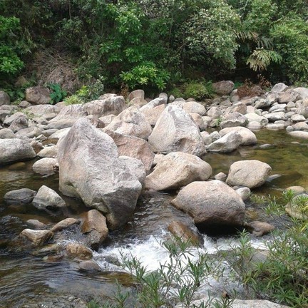 น้ำตกอ้ายเขียว