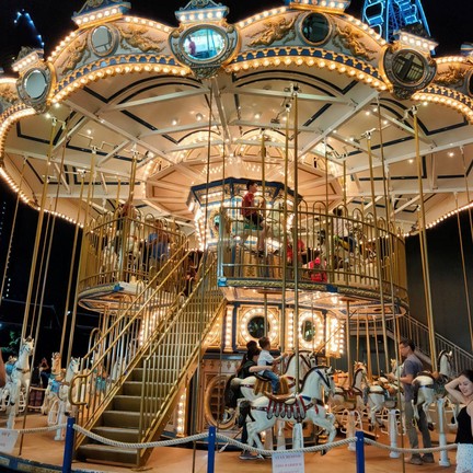 เอเชียทีคเดอะริเวอร์ฟร้อนท์