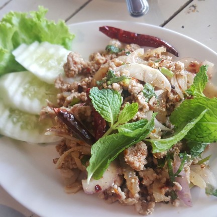 ป้าศรีส้มตำ ถนนเลี่ยงหนองมน