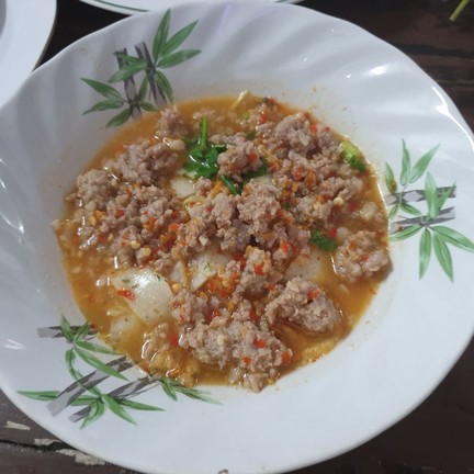 ก๋วยเตี๋ยวโมรา ในลูกมะพร้าว