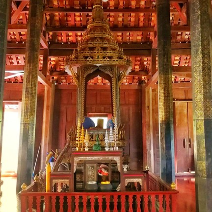 วัดใหญ่สุวรรณาราม