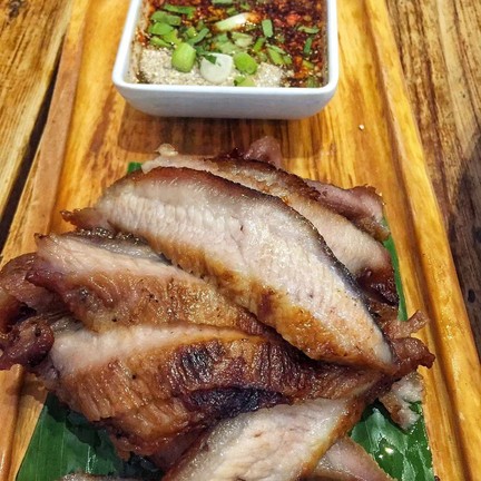 ป้าศรีส้มตำ ถนนเลี่ยงหนองมน