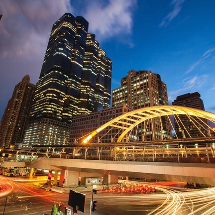 สกายวอล์คแยกสาทร-นราธิวาส (สะพานช่องนนทรี)