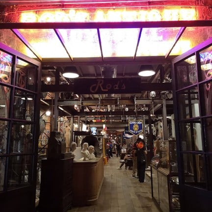 ตลาดนัดรถไฟศรีนครินทร์