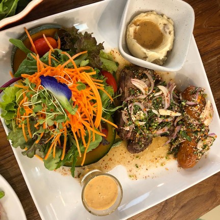 สวนผัก โอ้กะจู๋ ดาดฟ้าลาซาล