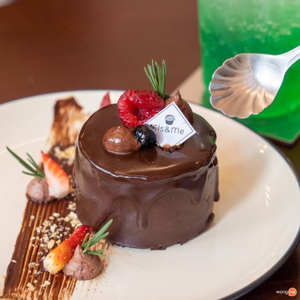 Sis and Me Bakery Studio อารีย์