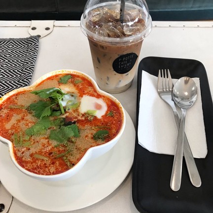 พีพ็อตเต้ คาเฟ่