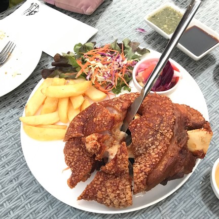 490.- บาทไทย