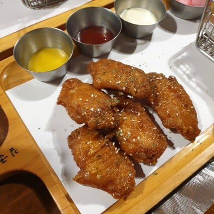 Kimkun (คิมคุณ) Korea Town