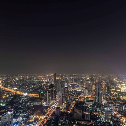 มหานคร สกายวอล์ค