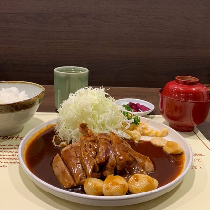 Kobe Tonteki Phrom Phong