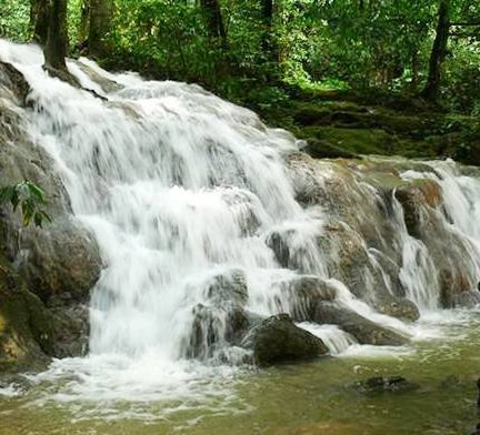 น้ำตกสระนางมโนราห์