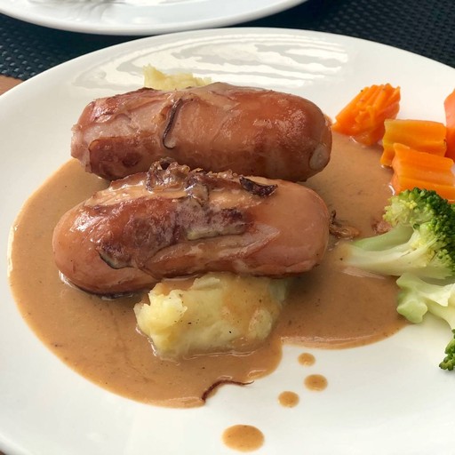  t and t restaurant 