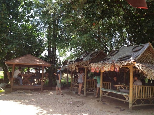 ร้านส้มตำเจ๊วงศ์ ราชกรูด