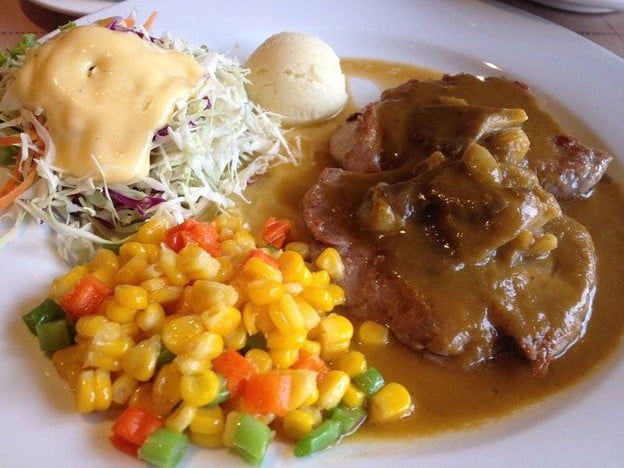 ไพลิน สเต็กเฮ้าส์