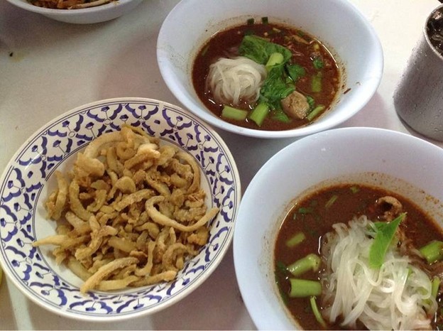 ก๋วยเตี๋ยวเรืออยุธยาตรงข้าม รร.พระหฤทัยดอนเมือง ตรงข้ามรร.พระหฤทัยดอนเมือง