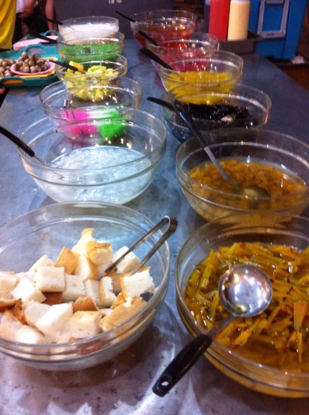 รสเด็ดอินเตอร์บุฟเฟ่ต์ กุ้งกระทะ+ทะเลเผา มีนบุรี