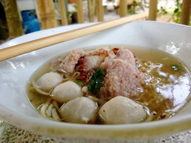 ก๋วยเตี๋ยวหมูย่าง