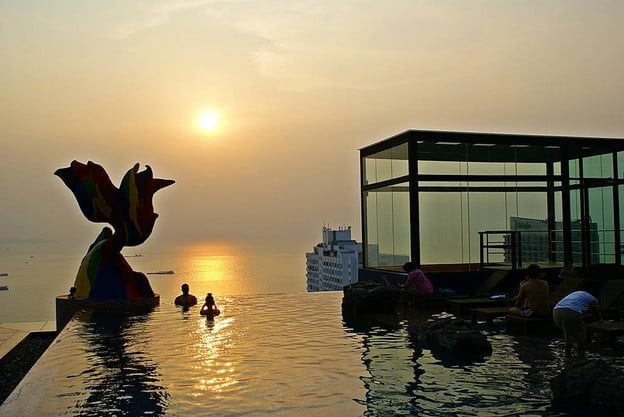 SKY BAR - Siam@Siam Design Hotel Pattaya