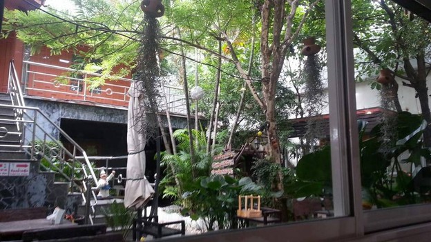 บ้านเกื้อ