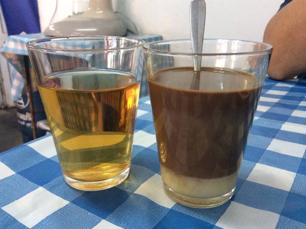 กาแฟมนต์วัดกลาง(ริมสระน้ำ)