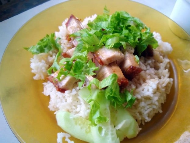 ข้าวหมูแดงซัมเม้ง