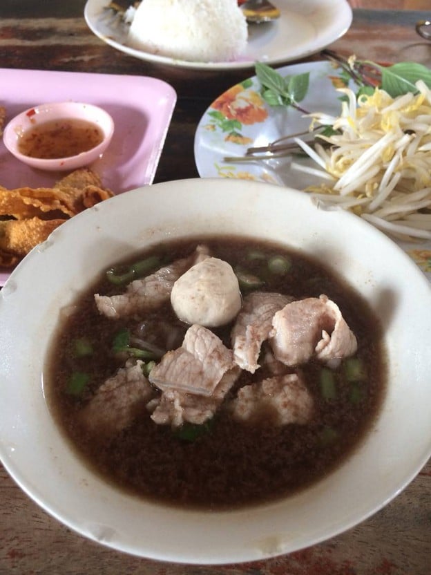 ก๋วยเตี๋ยวเรือสิบสาม (ครัวชากะเฌอ)